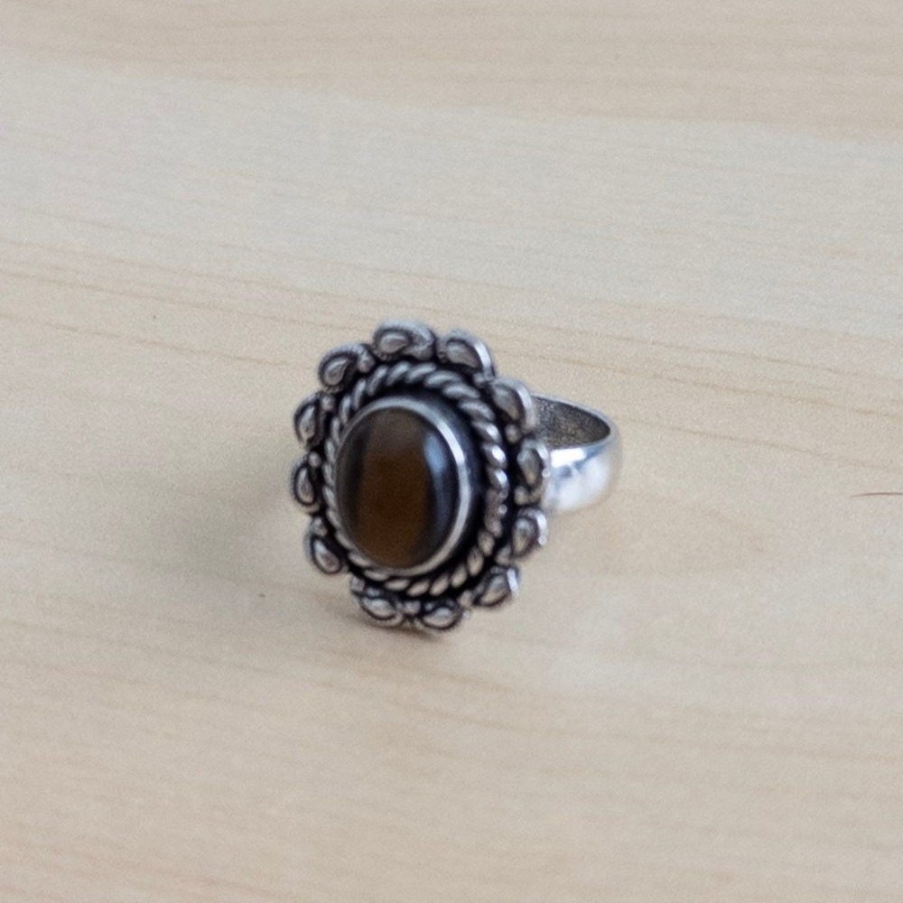 Tiger Eye Stone Ring Size 5.5 Brown Silver Tone Boho Western Witchy Celestial - Picture 3 of 6